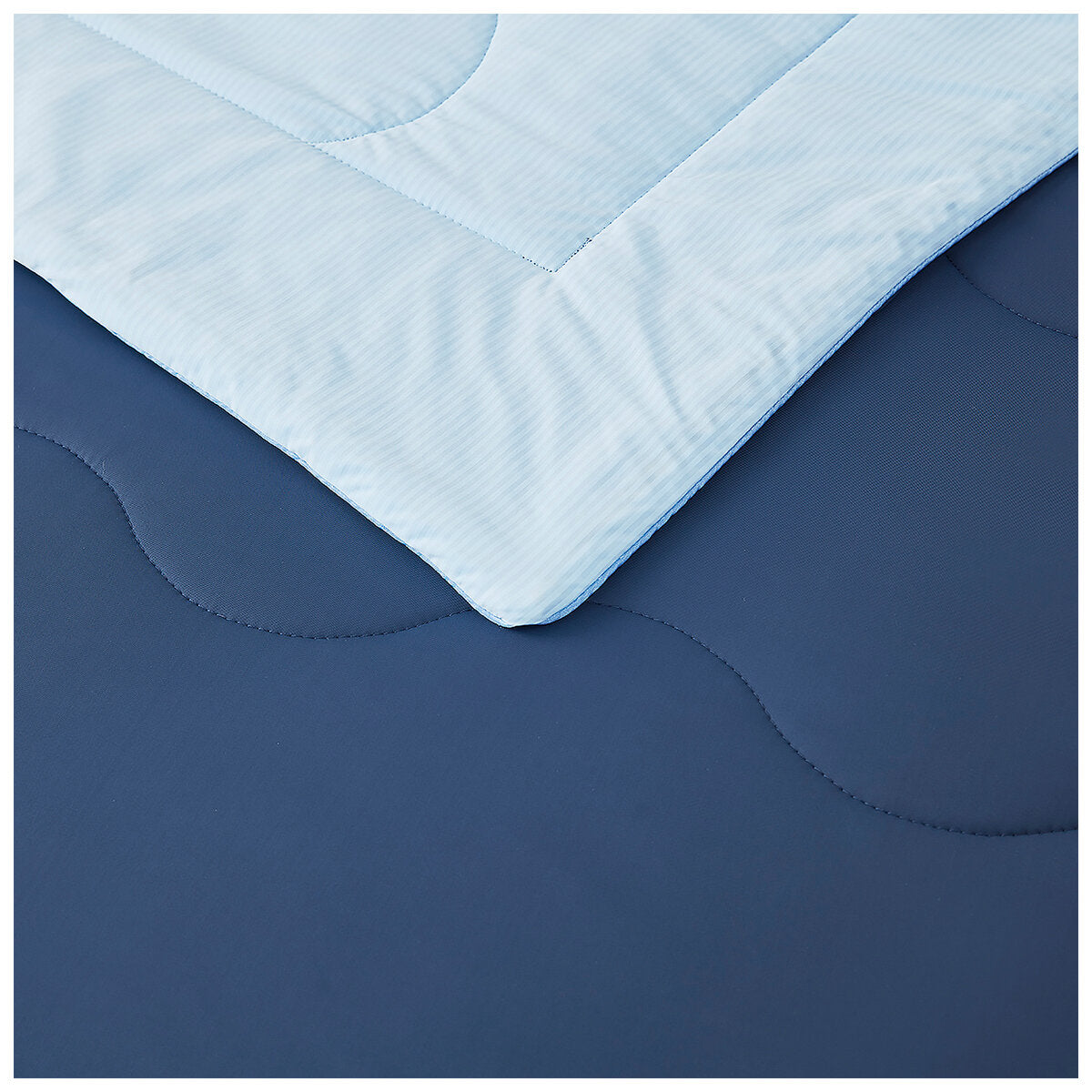 Hotel Grand EternaCool King Single Cooling Comforter, Dress Blue, Lightweight, Machine Washable
