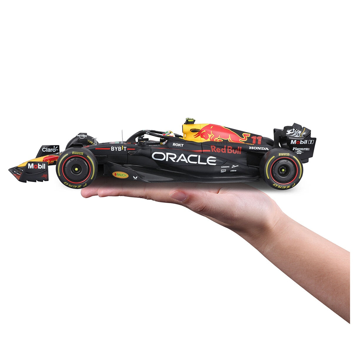 Maisto 1:18 Scale Formula 1 Diecast Car with Authentic Decals and Aerodynamic Design