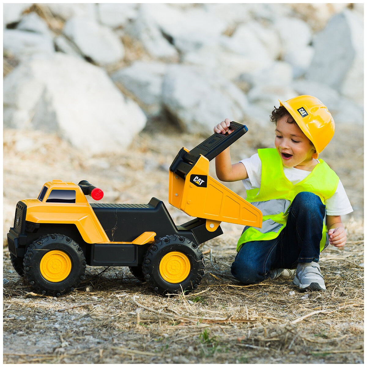 CAT Play and Ride Dump Truck 83404 - 2-in-1 Toy & Ride-On, Light & Sound, Ages 18m-6y