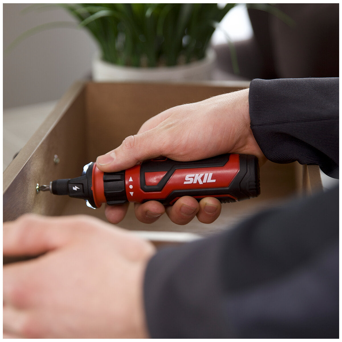 4V SKIL Multi-Tool Screwdriver with Circuit Sensor Technology, USB Charging, LED Light - SuperSaverAU - view 11