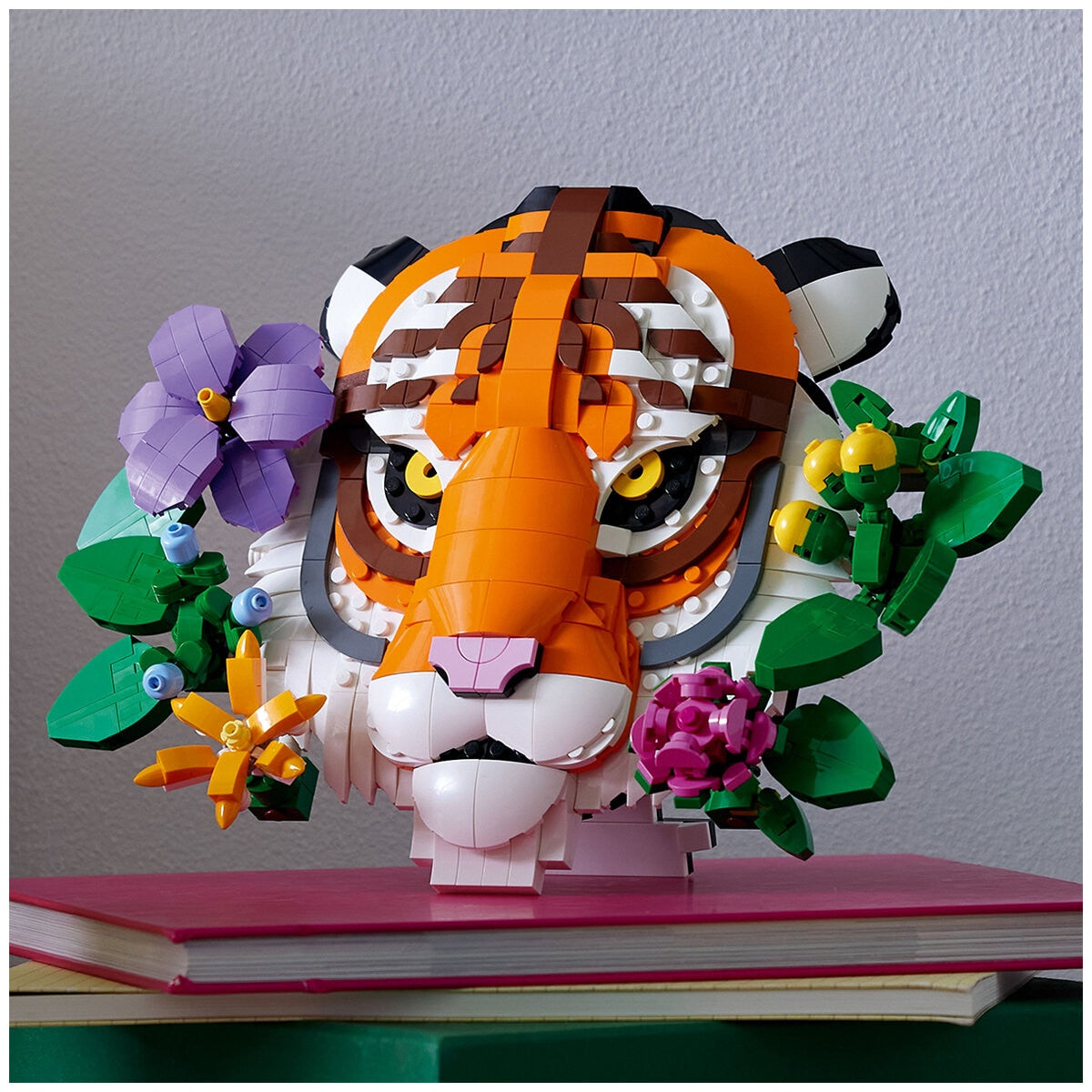 LEGO Art Fauna Collection Tiger 31217 - 744 Pieces Wildlife Wall Art for Adults