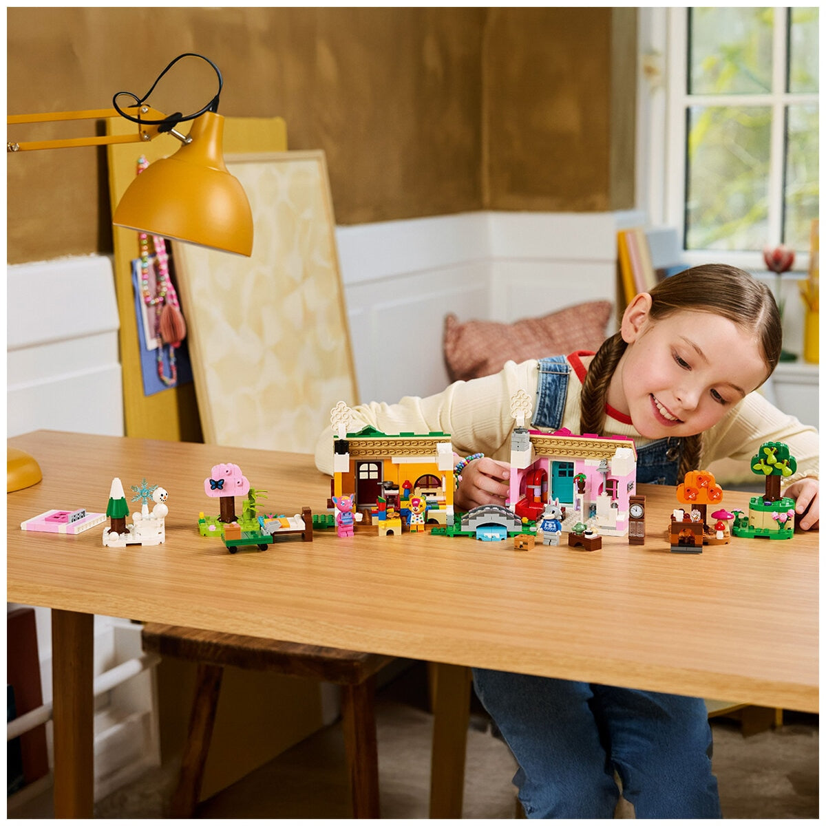 LEGO Animal Crossing Creative Houses 77057: 3 Minifigures, Seasonal Modules, 814 Pieces - SuperSaverAU - view 5