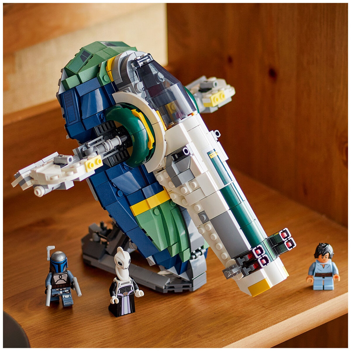 LEGO Star Wars Jango Fett’s Starship 75433, 707 Pieces, 3 Minifigures, Ages 9+