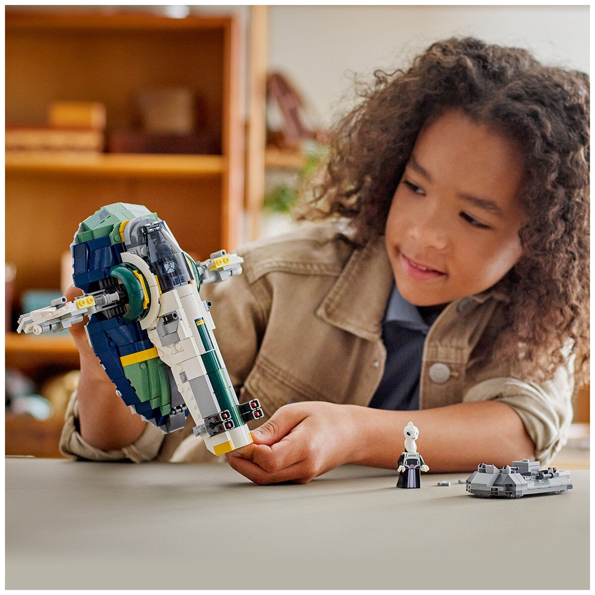 LEGO Star Wars Jango Fett’s Starship 75433, 707 Pieces, 3 Minifigures, Ages 9+