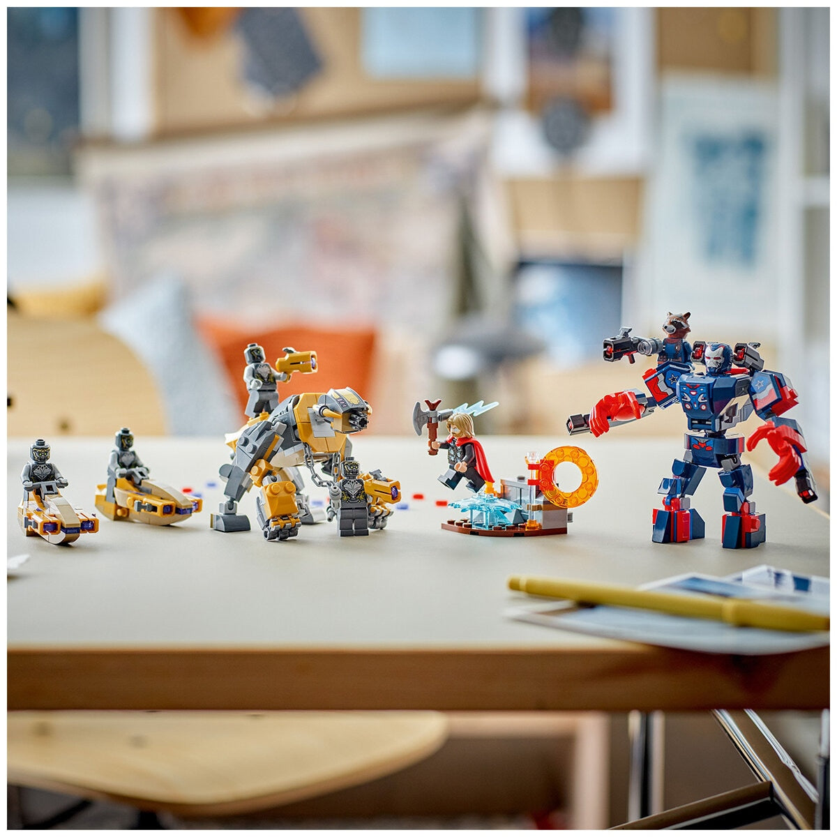 LEGO Marvel Avengers Thor vs. Chitauri 76322, 373 Pieces, Ages 8+