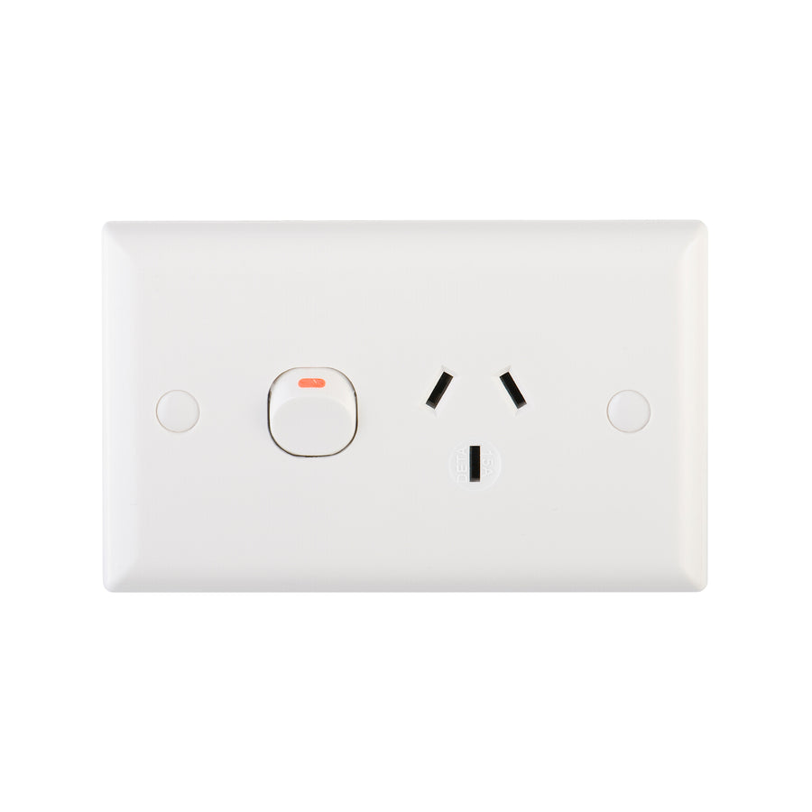 DETA 15A Solid Plate Single Power Point, White Polycarbonate, Indoor (3215B)