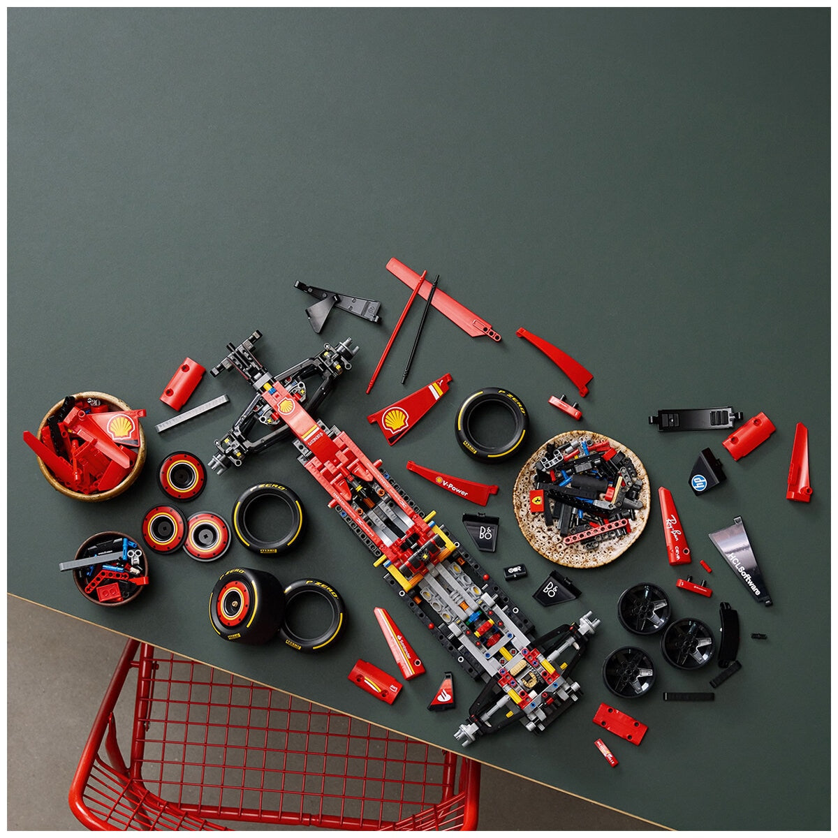 LEGO Technic Ferrari SF-24 F1 42207