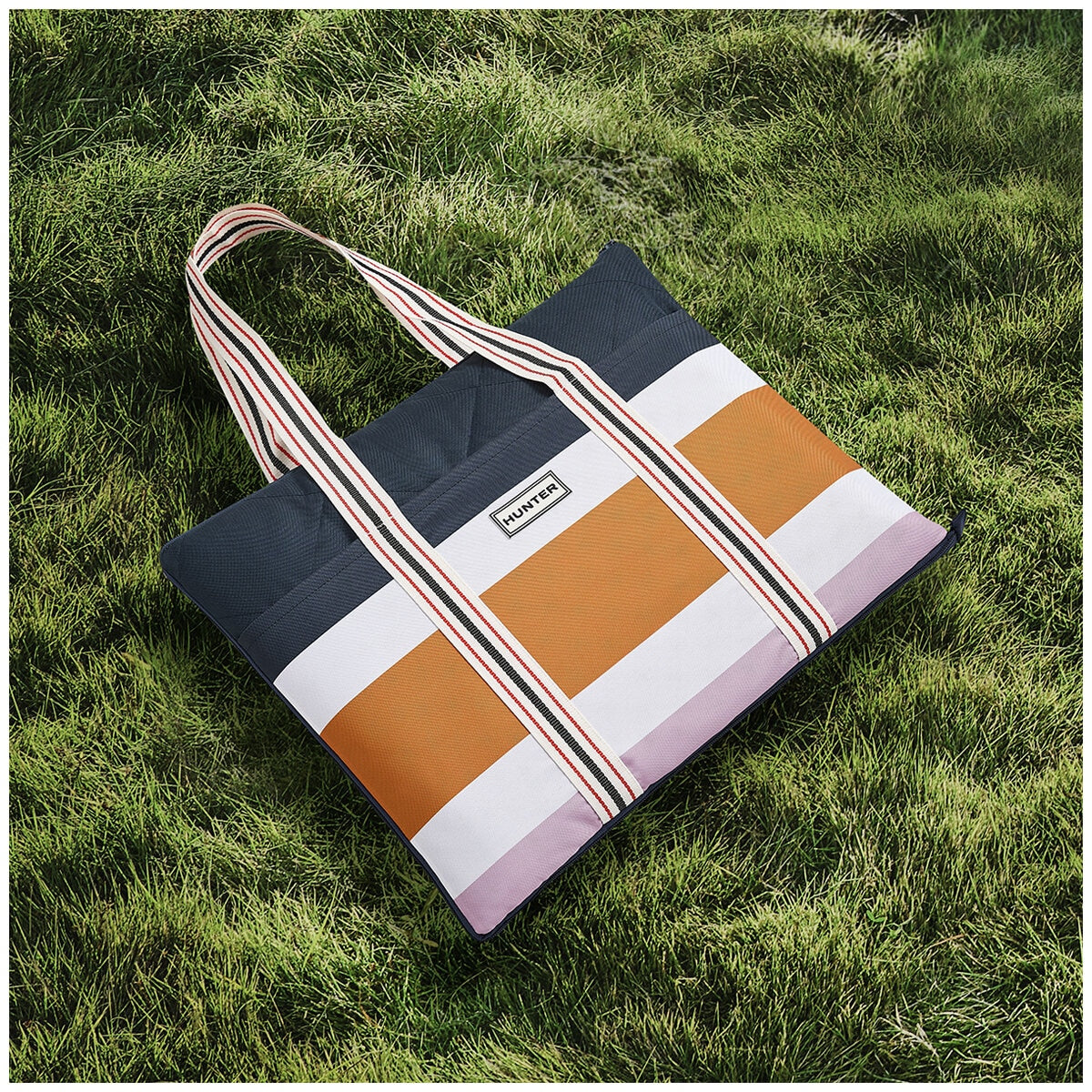 Hunter Outdoor Picnic Blanket, Block Stripe Blue, 152 x 183 cm, Water Resistant, Tent Loops - SuperSaverAU - view 7