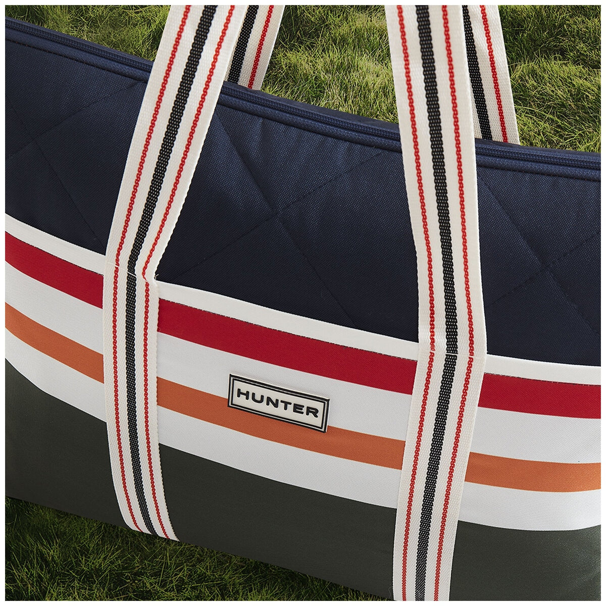 Hunter Outdoor Picnic Blanket 152 x 183 cm Cypress Block Green Water Resistant - SuperSaverAU - view 8