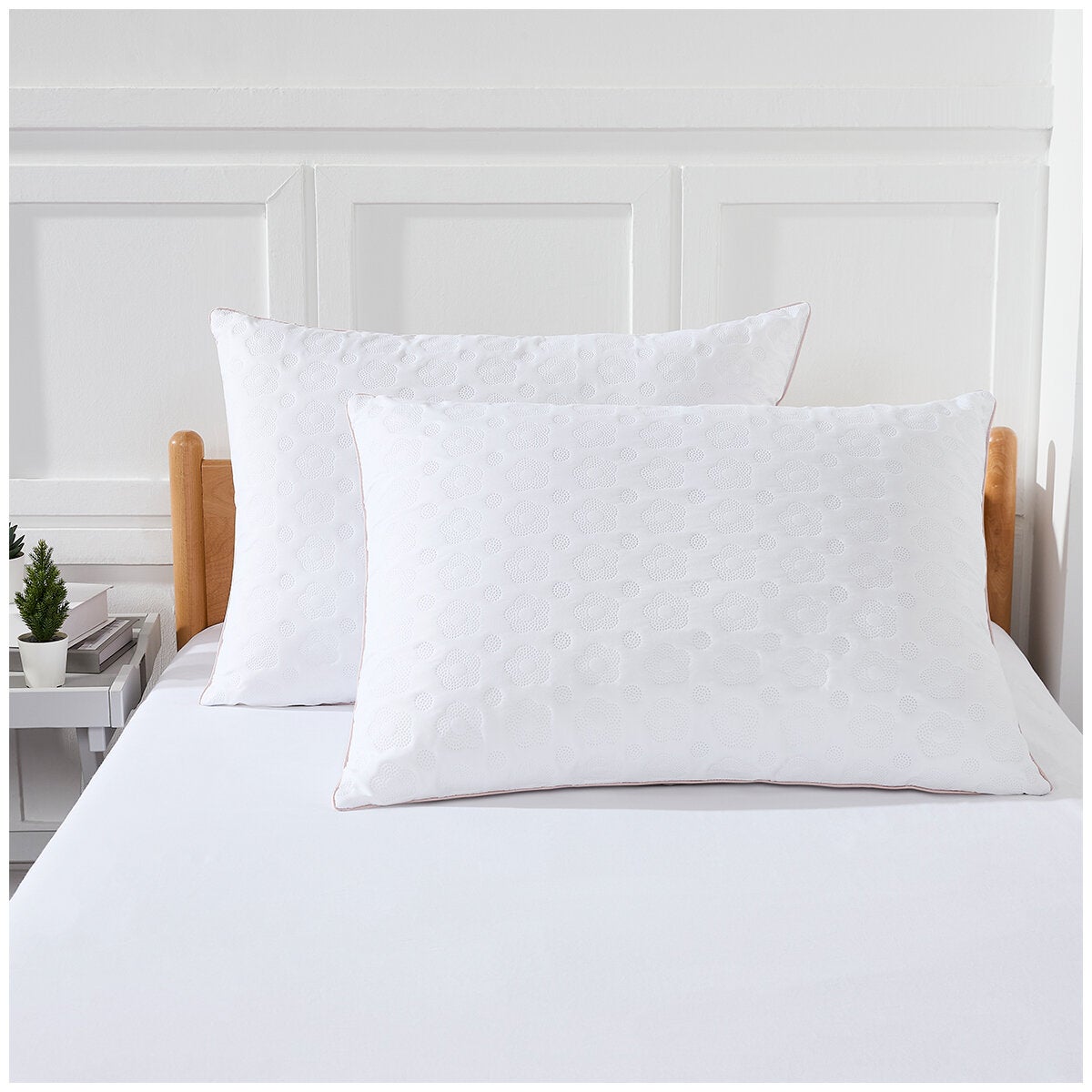 My Kinda 2 Pack Quilted Bed Pillows Pinsonic Daisy Machine Washable — image 4
