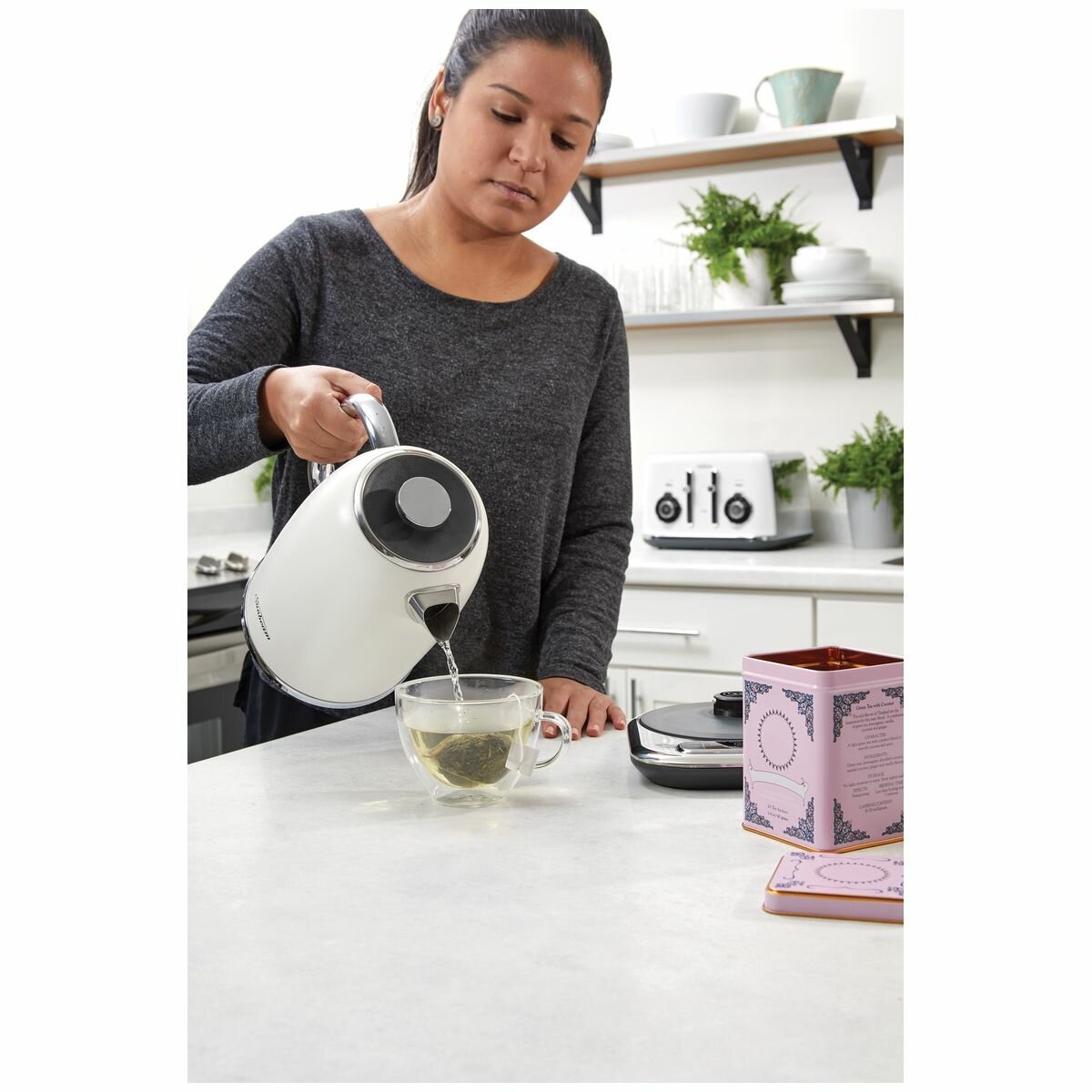 Sunbeam Alinea Select 1.7L Kettle - White, 5 Temperature Settings, Rapid Boil - KE2800W