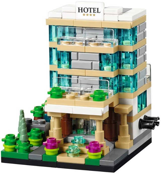 LEGO 40141 Bricktober Hotel | Exclusive Minifigures & Accessories - SuperSaverAU - view 3