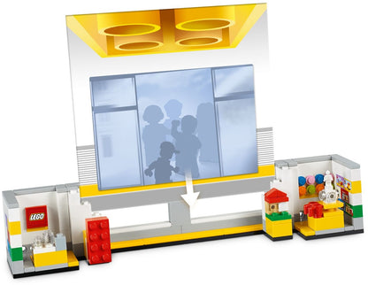 LEGO 40359 Store Picture Frame & Minifigure
