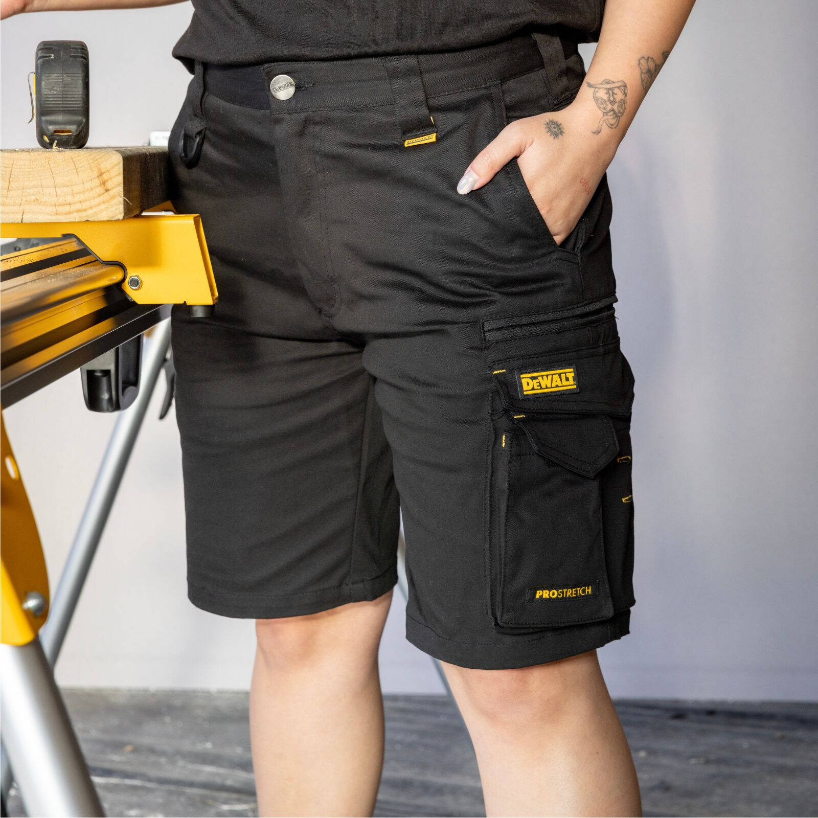 DeWALT Bennington PROStretch Work Shorts - Black, Size 36, 97% Cotton Stretch