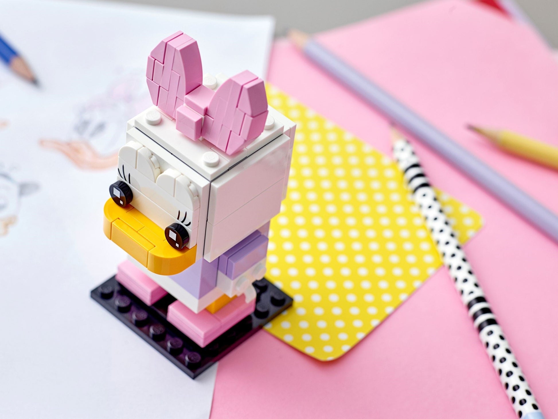 LEGO BrickHeadz Series 40476 Daisy Duck- Auzzi Store