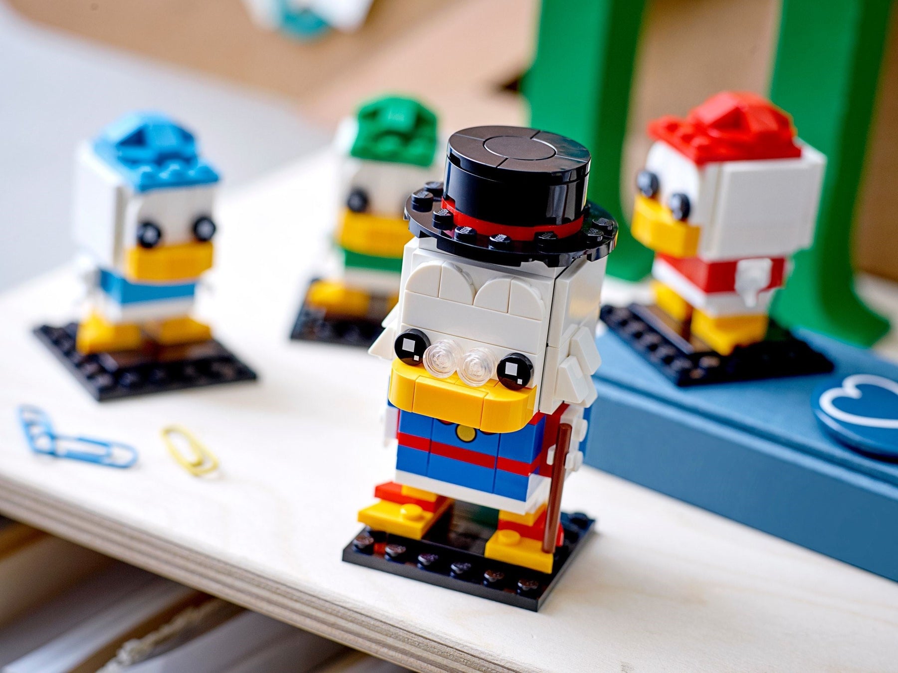 LEGO BrickHeadz Series 40477 Scrooge McDuck, Huey, Dewey & Louie- Auzzi Store