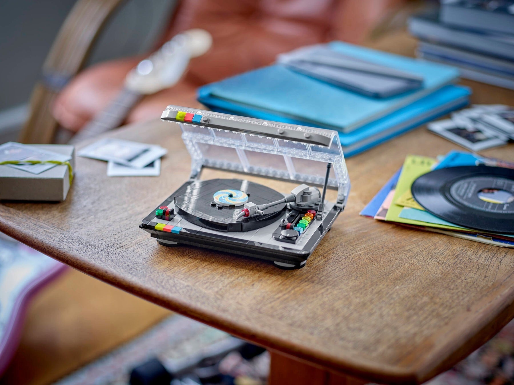 LEGO 40699 Retro Record Player Set - SuperSaverAU - view 4