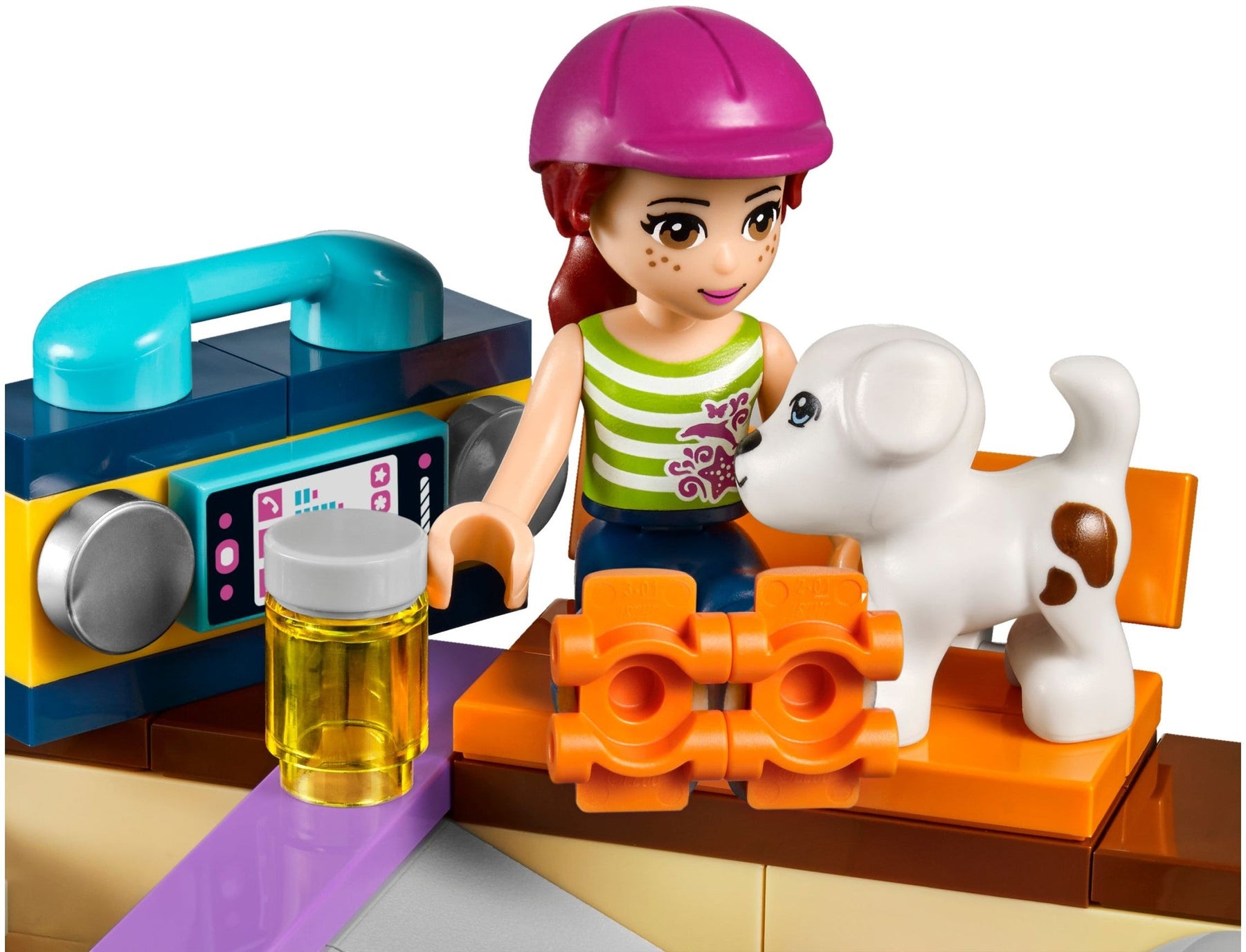 LEGO 41099 Heartlake Skate Park - Mia's Skating Fun - SuperSaverAU - view 3