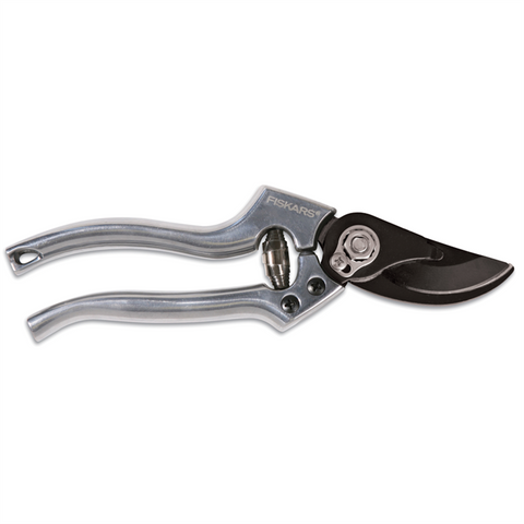 Fiskars Large Aluminium Bypass Pruner - 26mm Steel Blade - Lightweight - SuperSaverAU - view 1