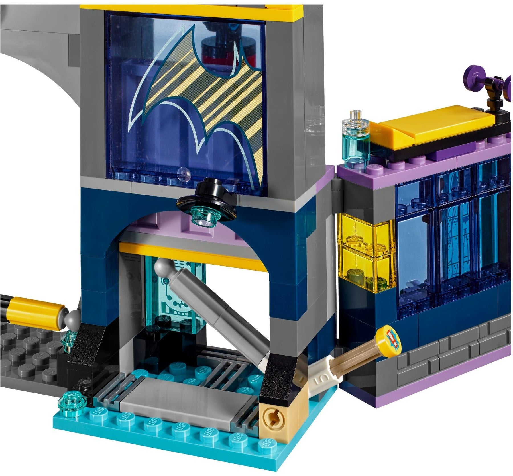 LEGO 41237 Batgirl Secret Bunker Playset with Bat-Bot - SuperSaverAU - view 5