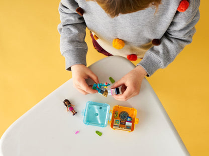 LEGO 41410 Andrea's Summer Play Cube: Portable Marine Fun