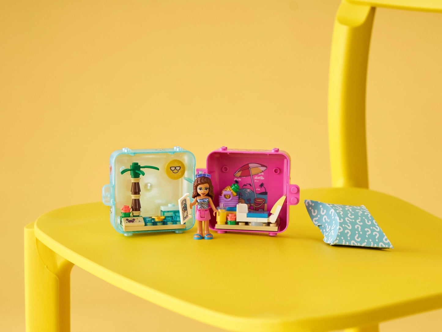 LEGO 41412 Olivia's Summer Play Cube: Beach Fun Travel Toy