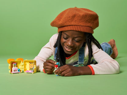 LEGO 41664 Mia's Pug Cube: Portable Playset with Surprise Puppy