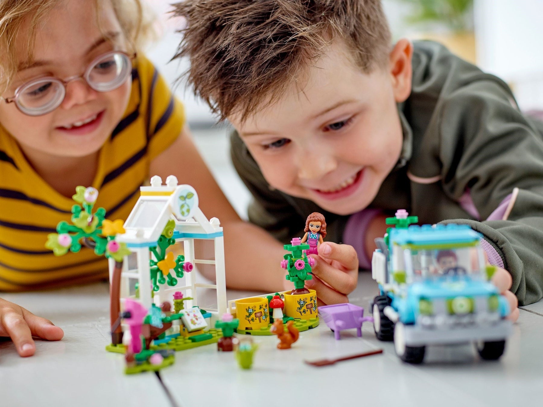 LEGO 41707 Friends Tree-Planting Vehicle- Auzzi Store