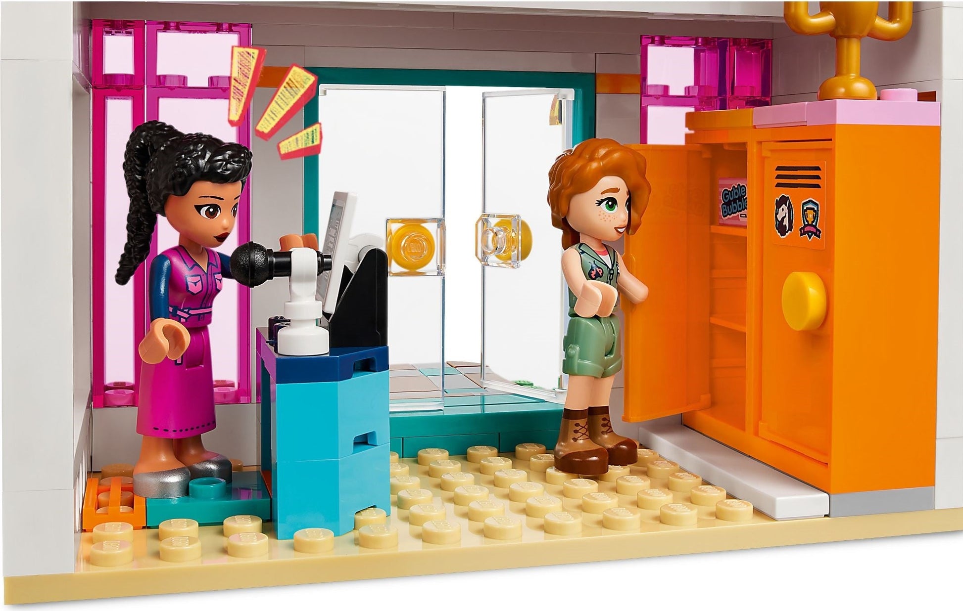 LEGO Friends Series 41731 Heartlake International School- Auzzi Store