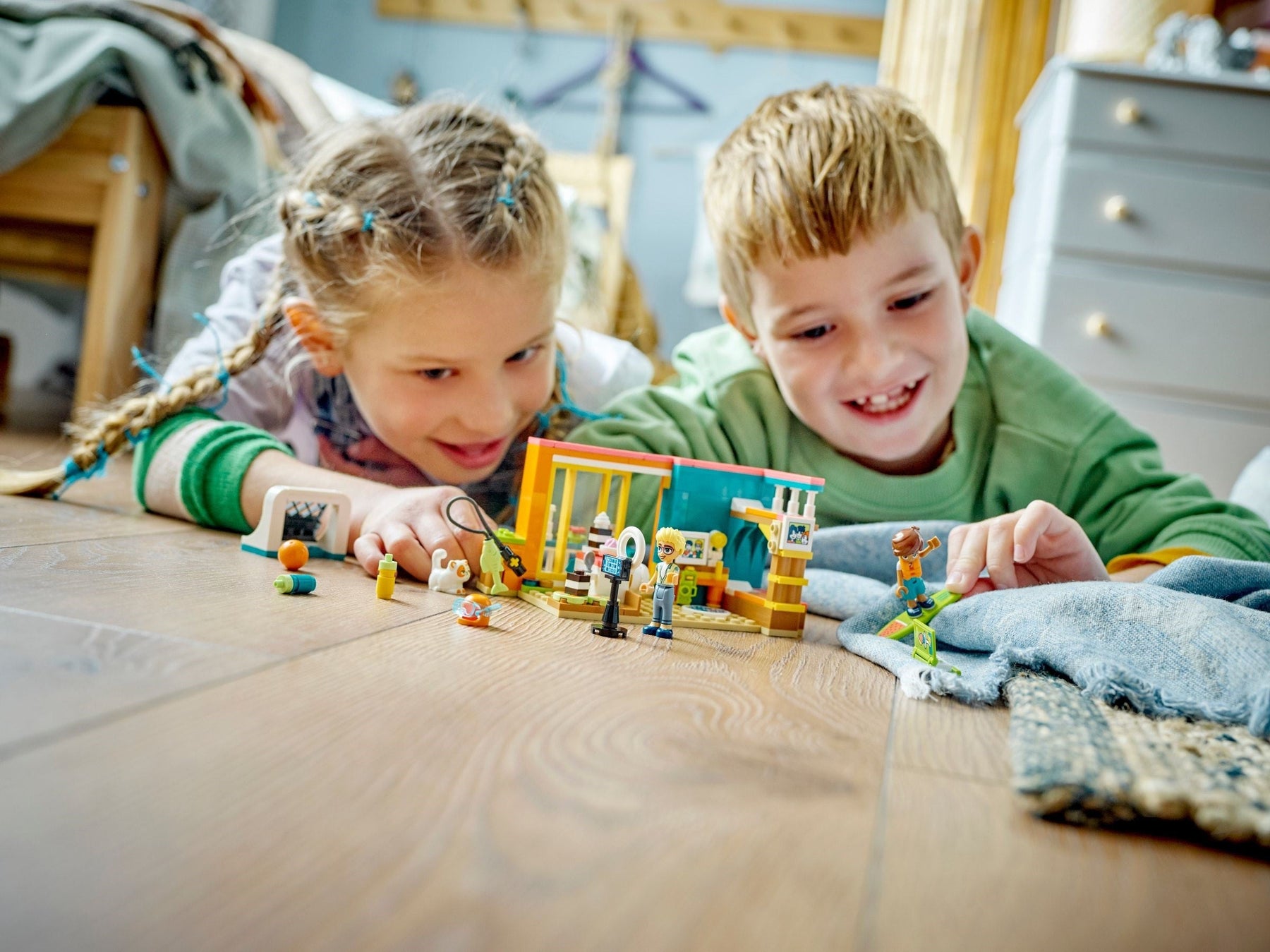 LEGO 41754 Leo’s Room – Fun LEGO Friends Bedroom Set - SuperSaverAU - view 7