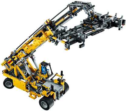 LEGO Technic 42009: Mobile Crane Mk II- Auzzi Store
