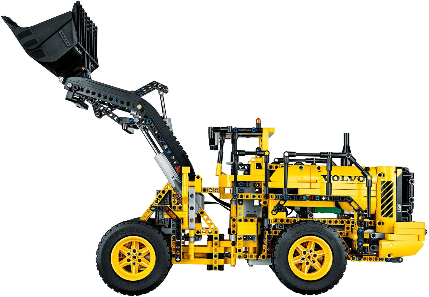 LEGO 42030 Volvo L350F Wheel Loader - Technic RC Set
