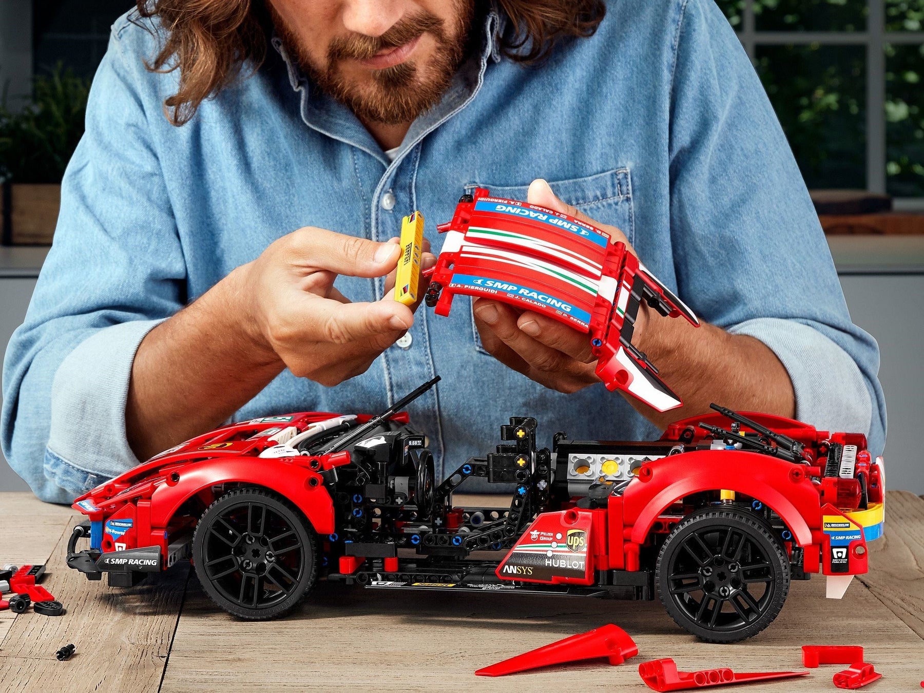 LEGO TECHNIC 42125 Ferrari 488 GTE ‘AF Corse #51’ - SuperSaverAU - view 6