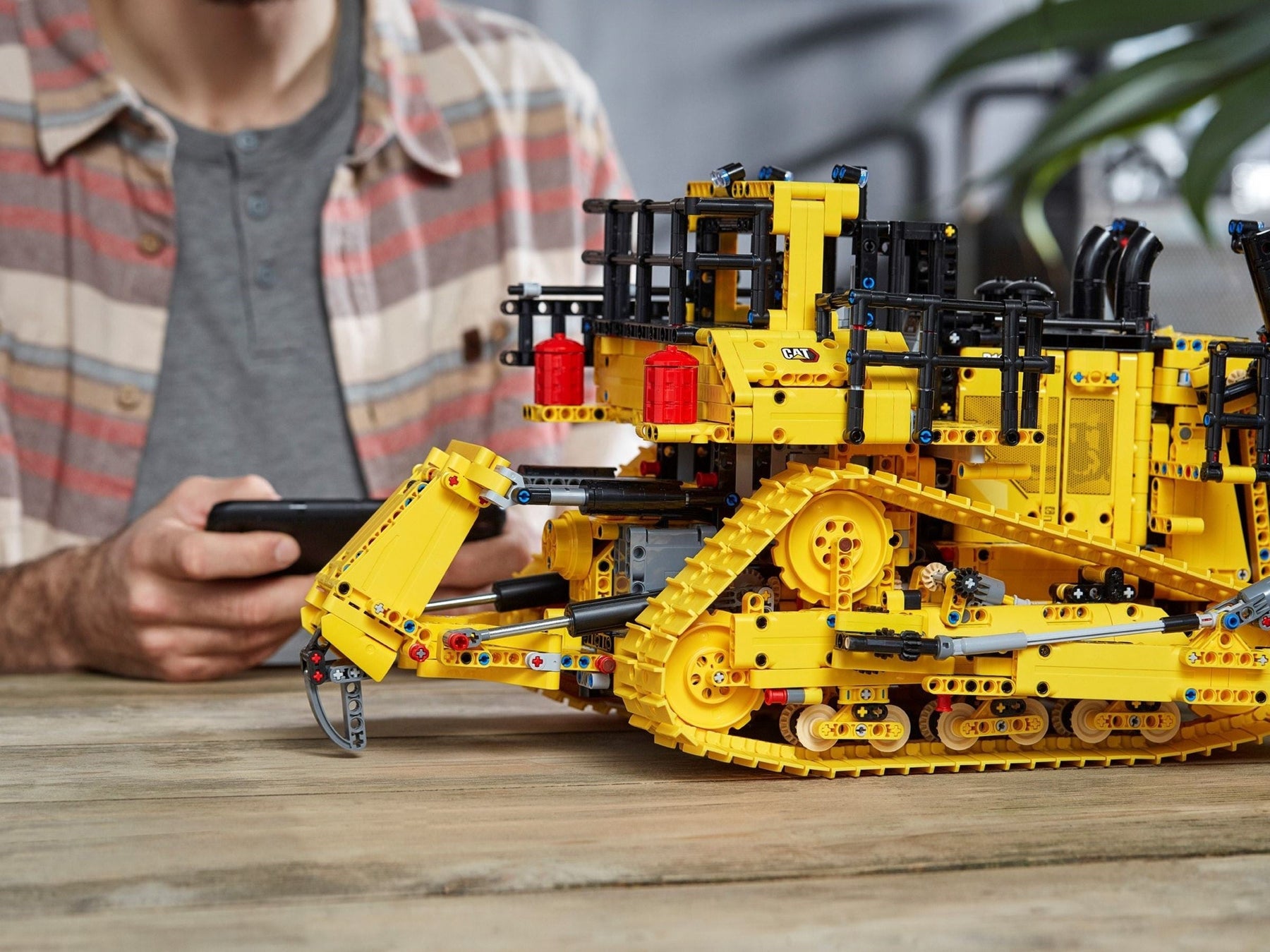 LEGO 42131 App-Controlled Cat D11 Bulldozer - SuperSaverAU - view 2