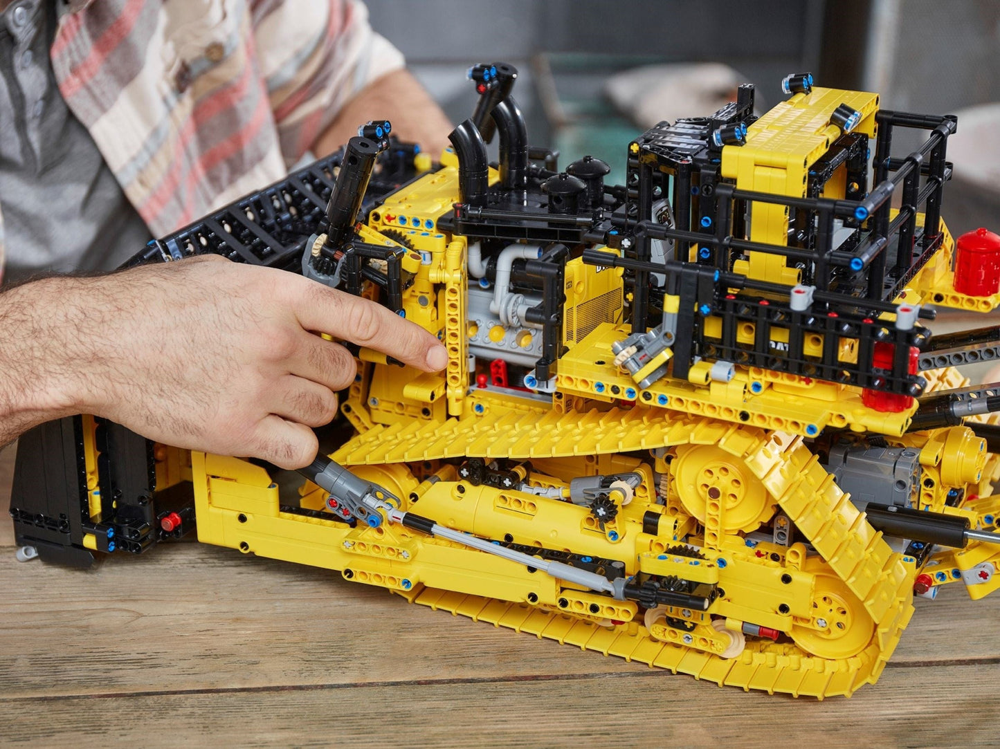LEGO 42131 App-Controlled Cat D11 Bulldozer