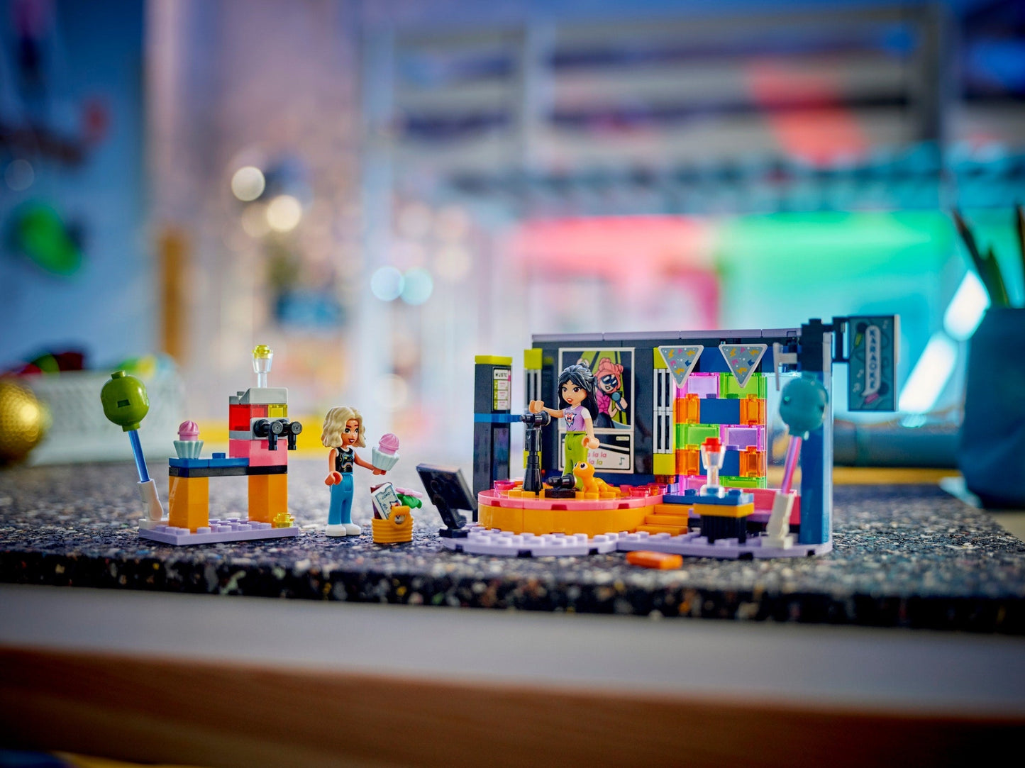 LEGO Friends Karaoke Music Party 42609