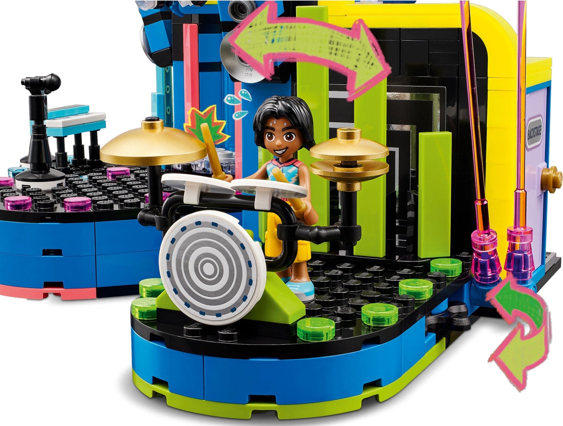 LEGO Friends Series 42616 Heartlake City Music Talent Show- Auzzi Store