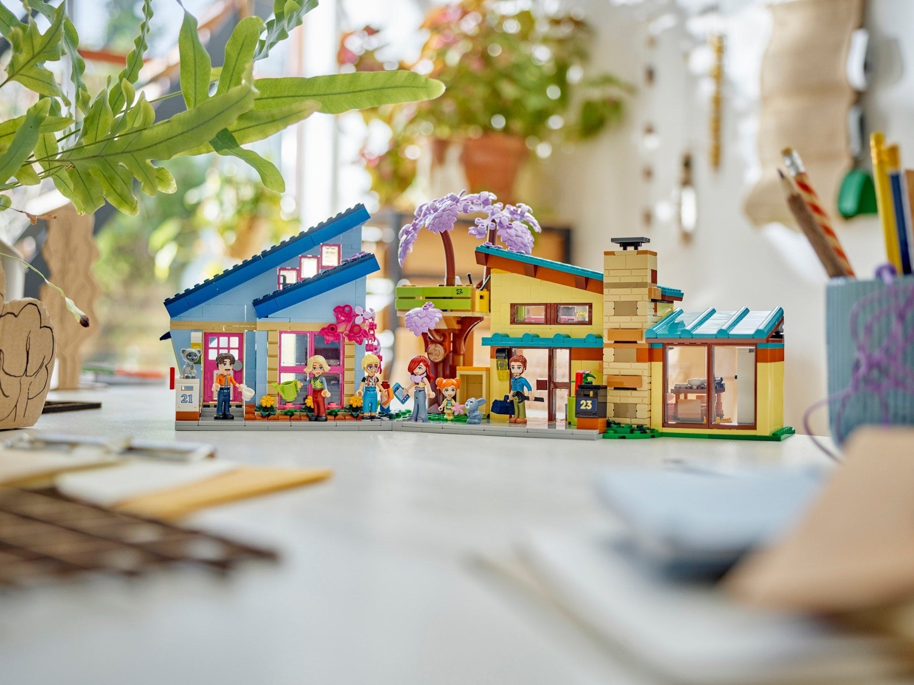 LEGO Friends Series 42620 Olly and Paisley's Family Houses- Auzzi Store