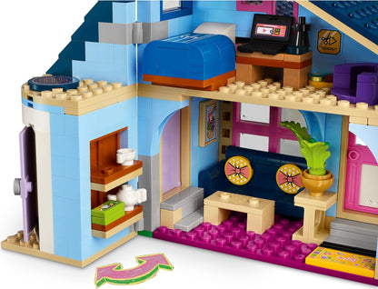 LEGO Friends Series 42620 Olly and Paisley's Family Houses- Auzzi Store