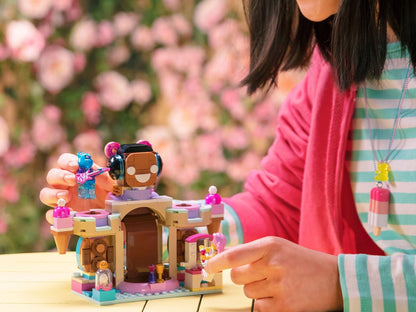 LEGO 43111 Candy Castle Stage Vidiyo Set