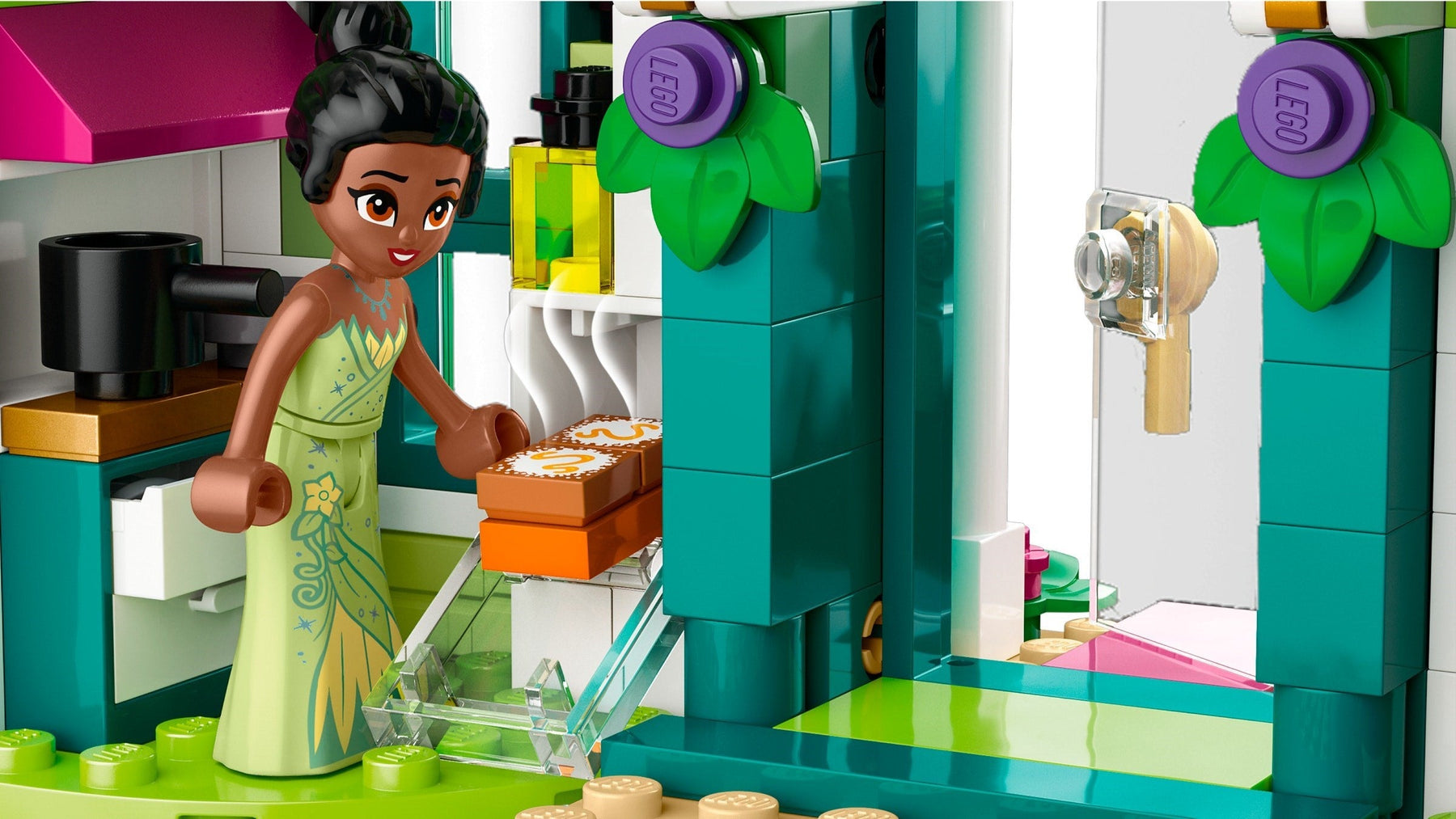 LEGO Disney Princess Series 43246 Disney Princess Market Adventure- Auzzi Store