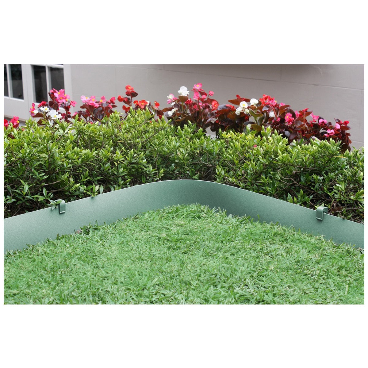 Greenlife Plastic Garden Edging 2 x 1000 x 7.5cm With 20 Pegs Eucalyptus