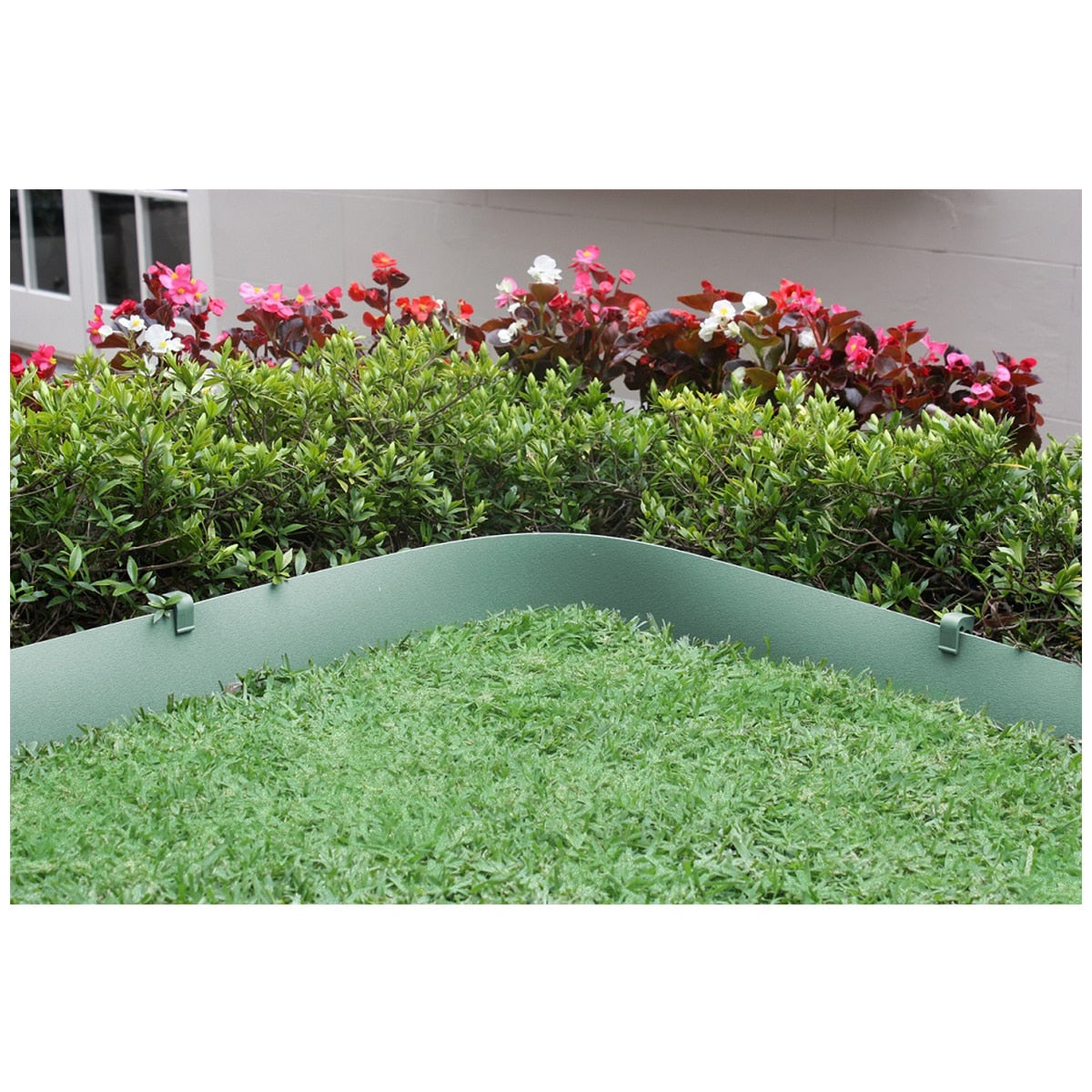 Greenlife Plastic Garden Edging 2 x (1000 x 15cm) With 20 Pegs Eucalyptus - SuperSaverAU - view 3