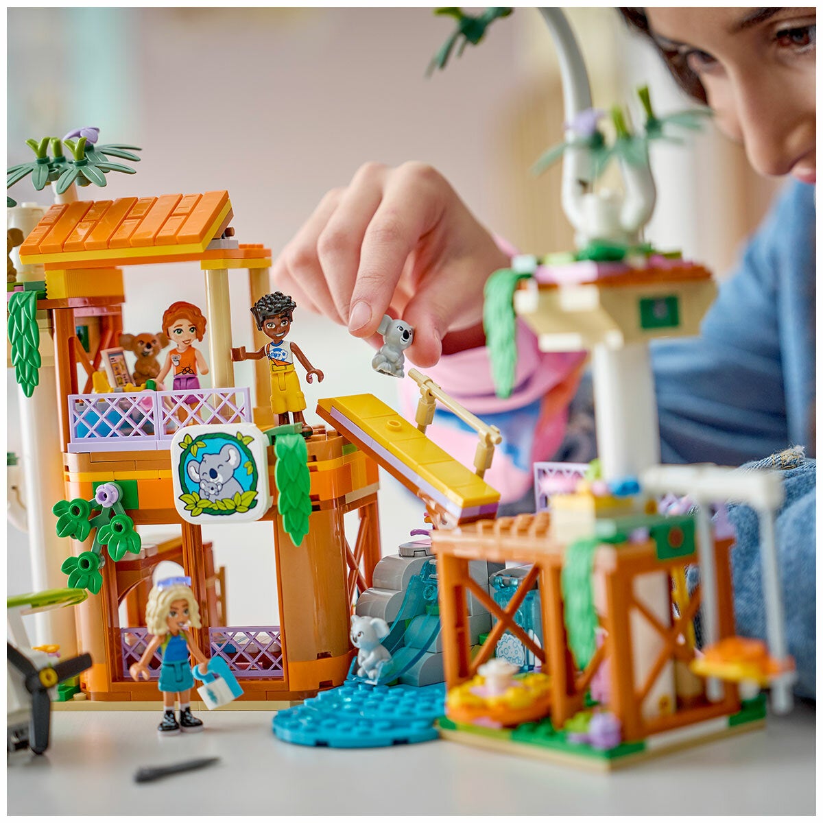 LEGO Koala Habitat and Care Centre Friends Vet Playset Ages 7 Plus 42701 — image 4