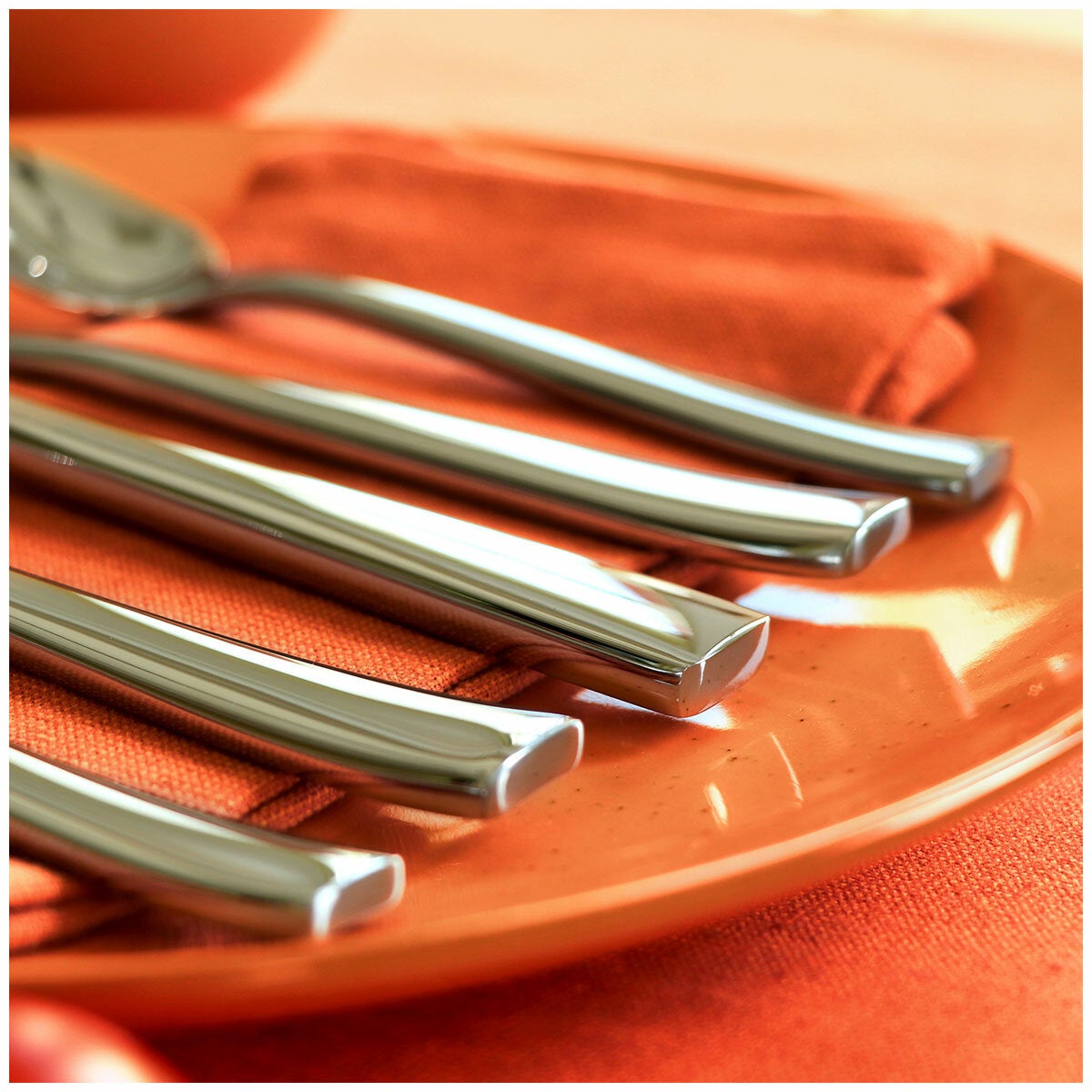 Gourmet Settings Mode Forged Flatware Set 20 Piece Dishwasher Safe — image 3