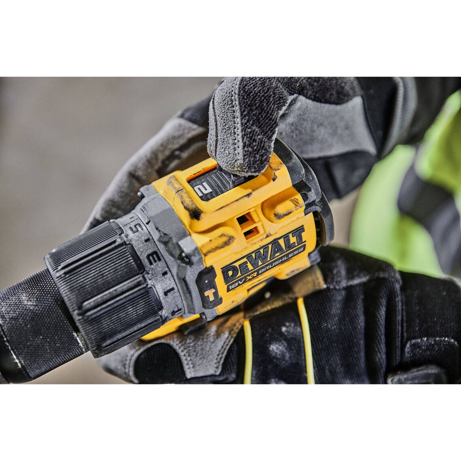 DeWALT 18V XR Compact Brushless Hammer Drill Driver Skin Only DCD805N-XJ