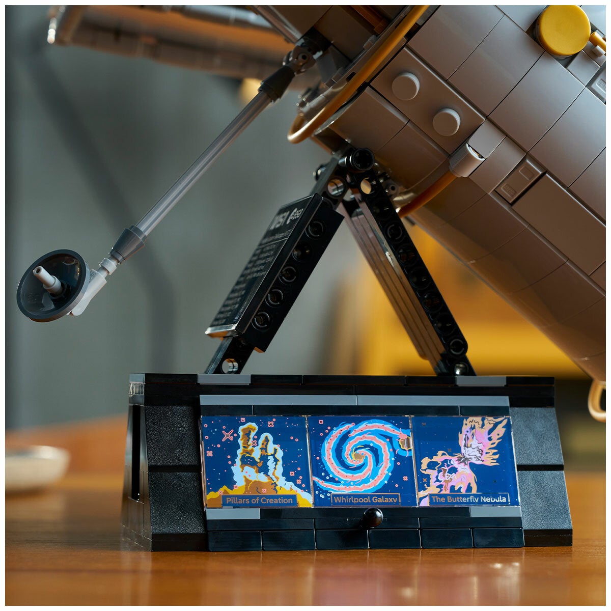 LEGO Hubble Space Telescope Icons Collectible Model Kit 11382 — image 8