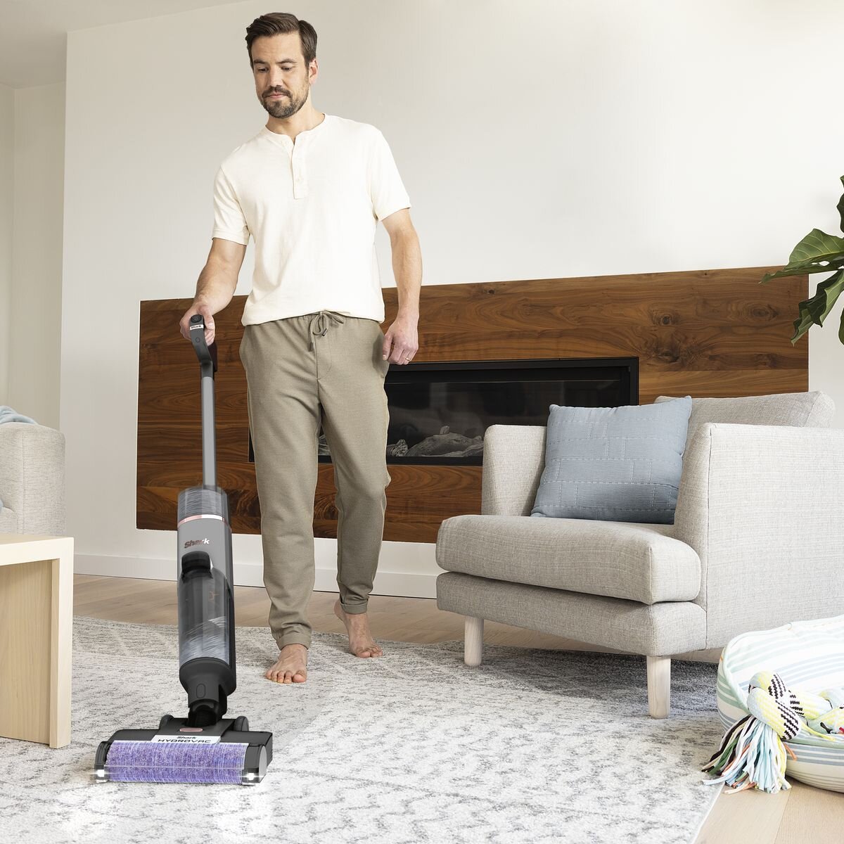 Shark HydroVac cordless 3-in-1 cleaner - vacuums, mops and self-cleans, two-tank system, charcoal - WD210