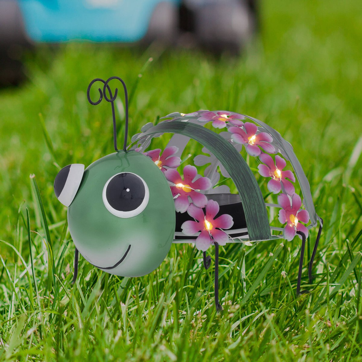 Click Solar Metal Animal Light Grasshopper - Solar Powered - 190mm x 210mm - Green/Pink - SuperSaverAU - view 4