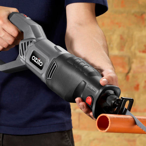 Ozito 920W Reciprocating Saw RSW-5200, Variable Speed, Keyless Blade Change, Lock-On, 3000 SPM